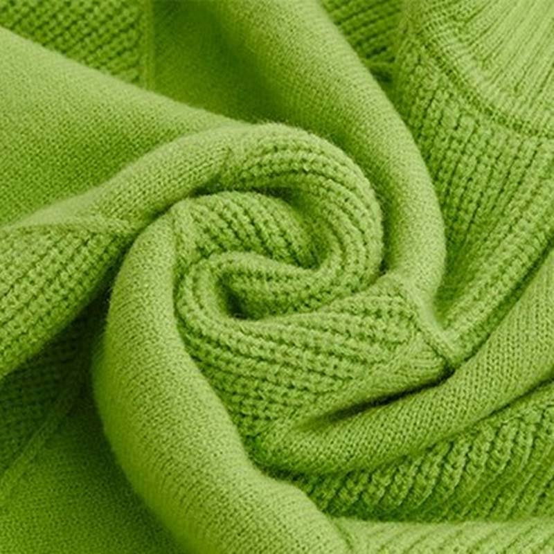 Warmer Pullover mit Stehkragen